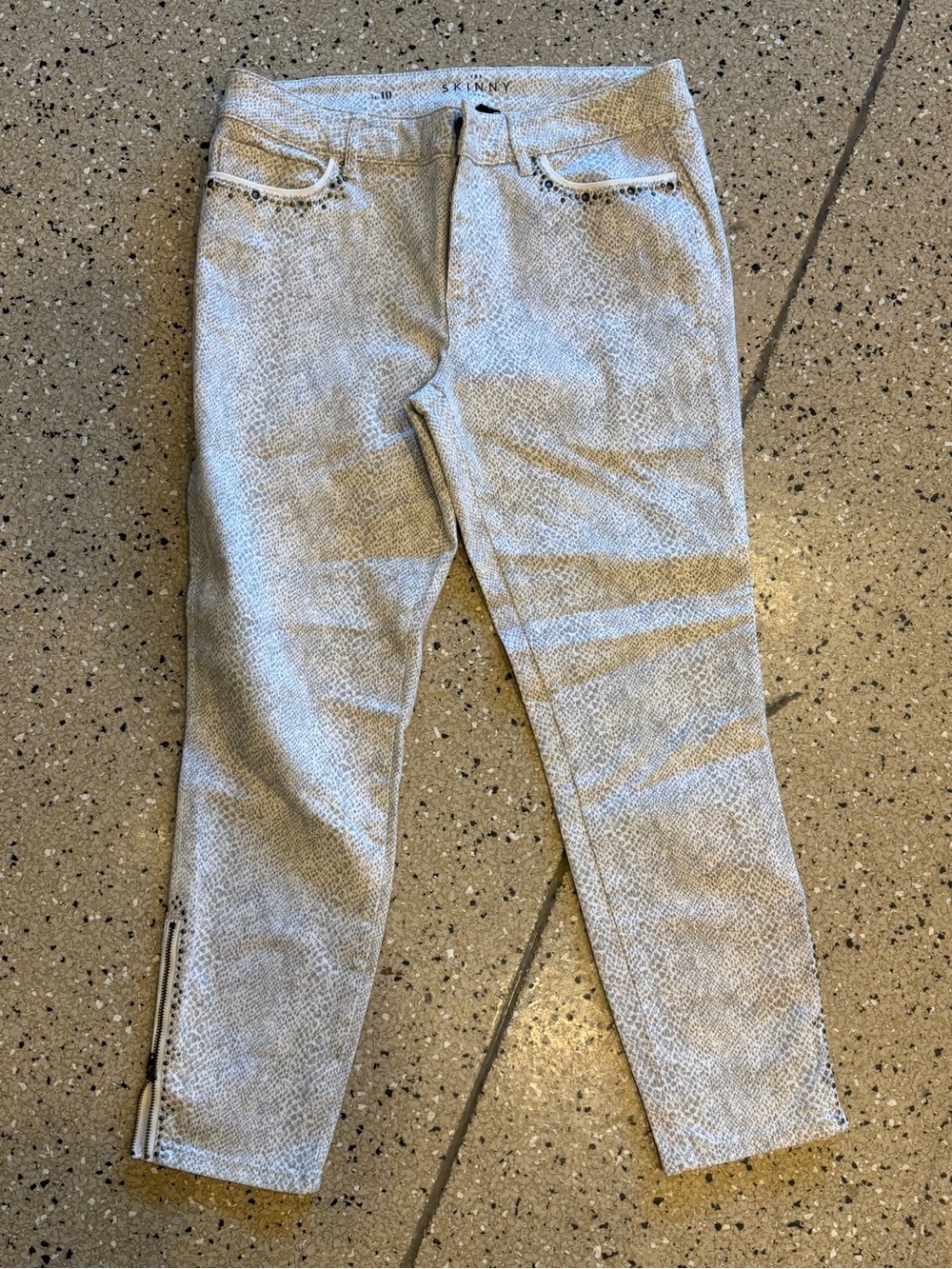 White House Black Market Light Gray Slim Ankle Pants with Snake-Print Waistband